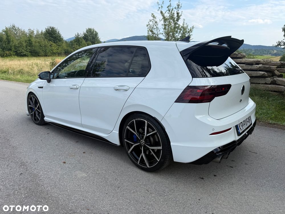 Volkswagen Golf - 10