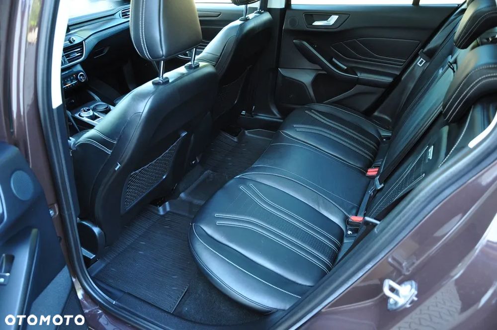 Ford Focus 2.0 EcoBlue Vignale - 26