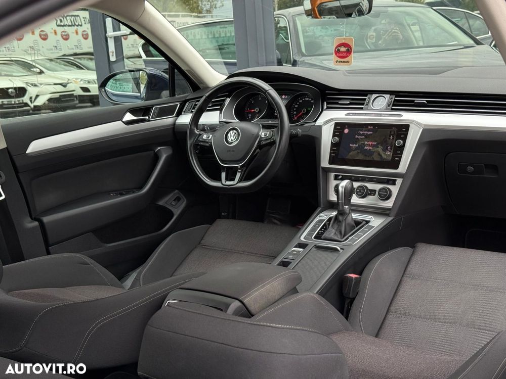 Volkswagen Passat - 6