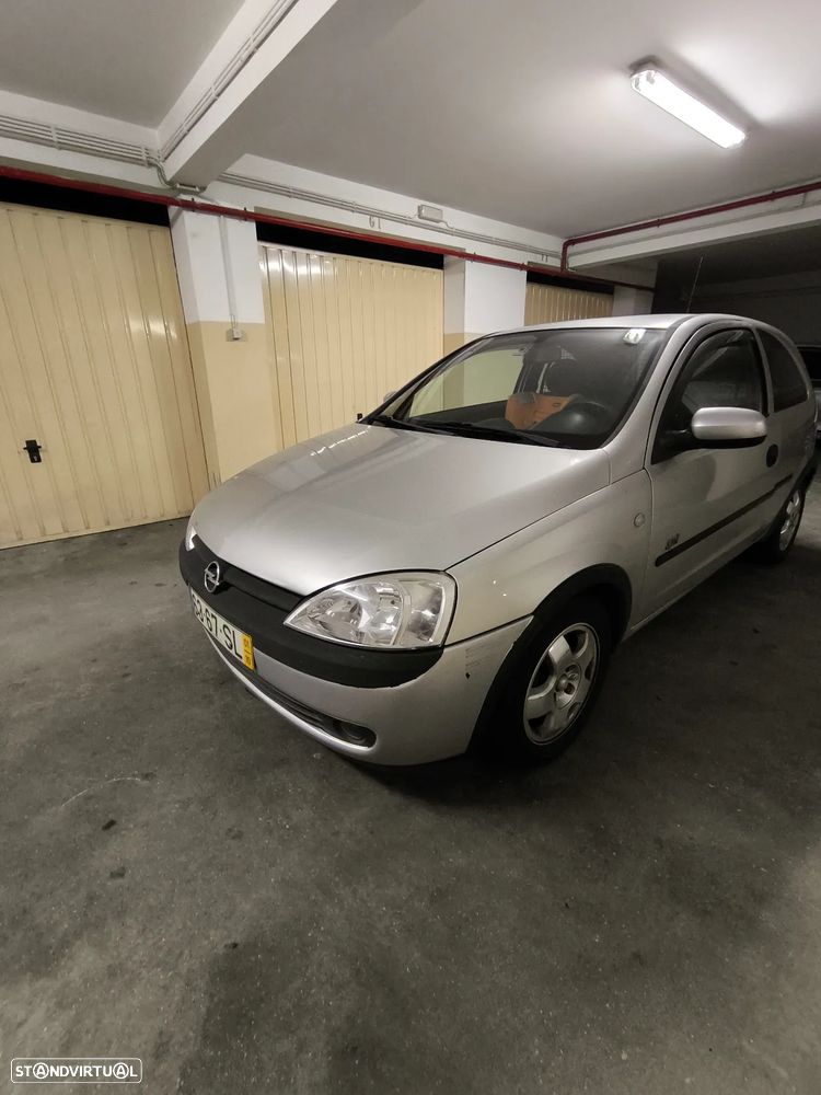 Opel Corsa 1.7 DTi 16V Sport - 2