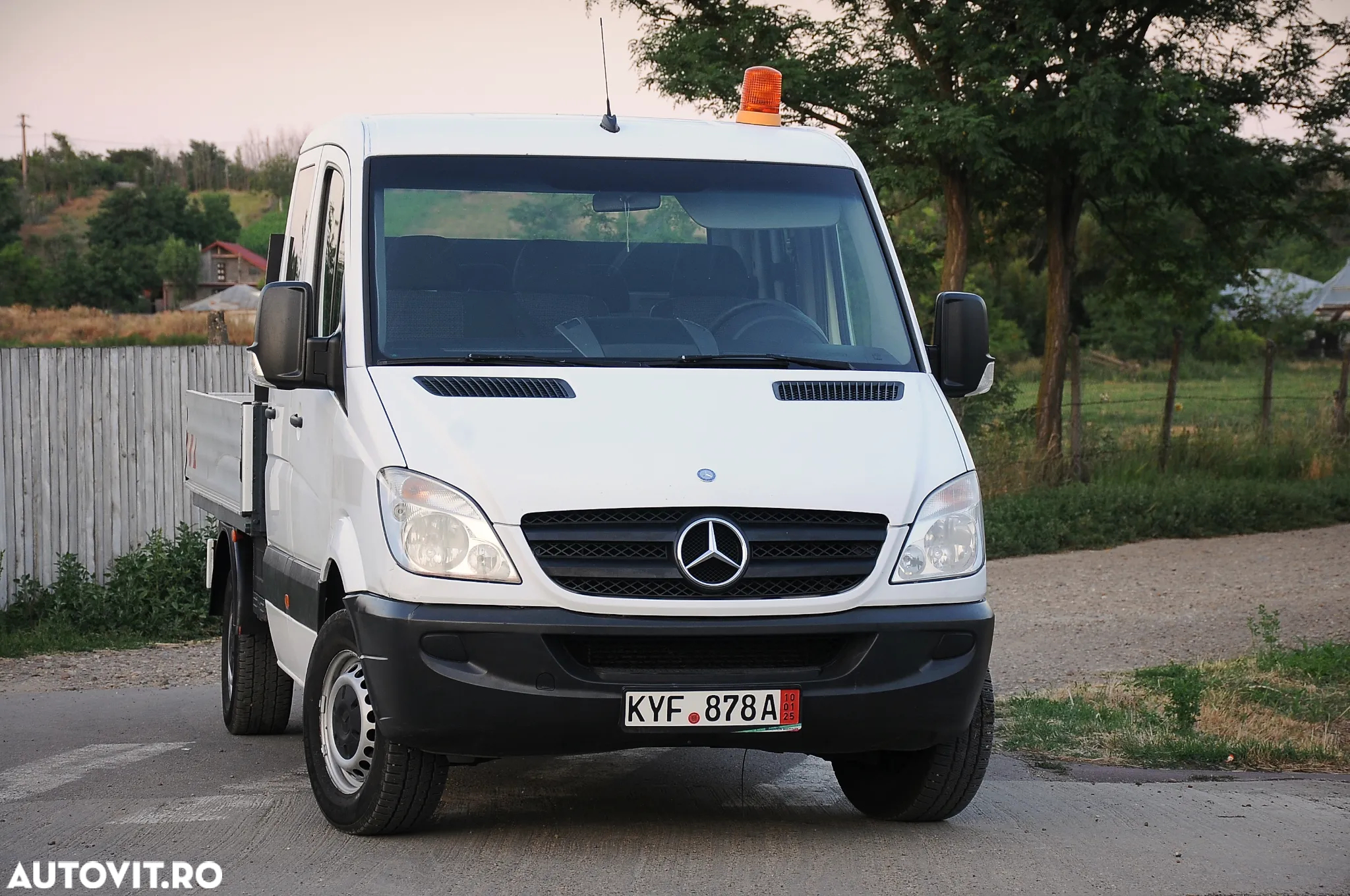 Mercedes-Benz Sprinter - 11