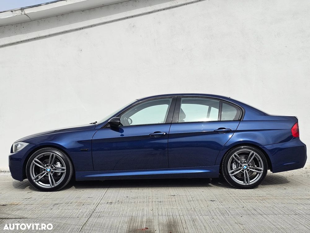 BMW Seria 3 318d DPF Edition Sport - 12