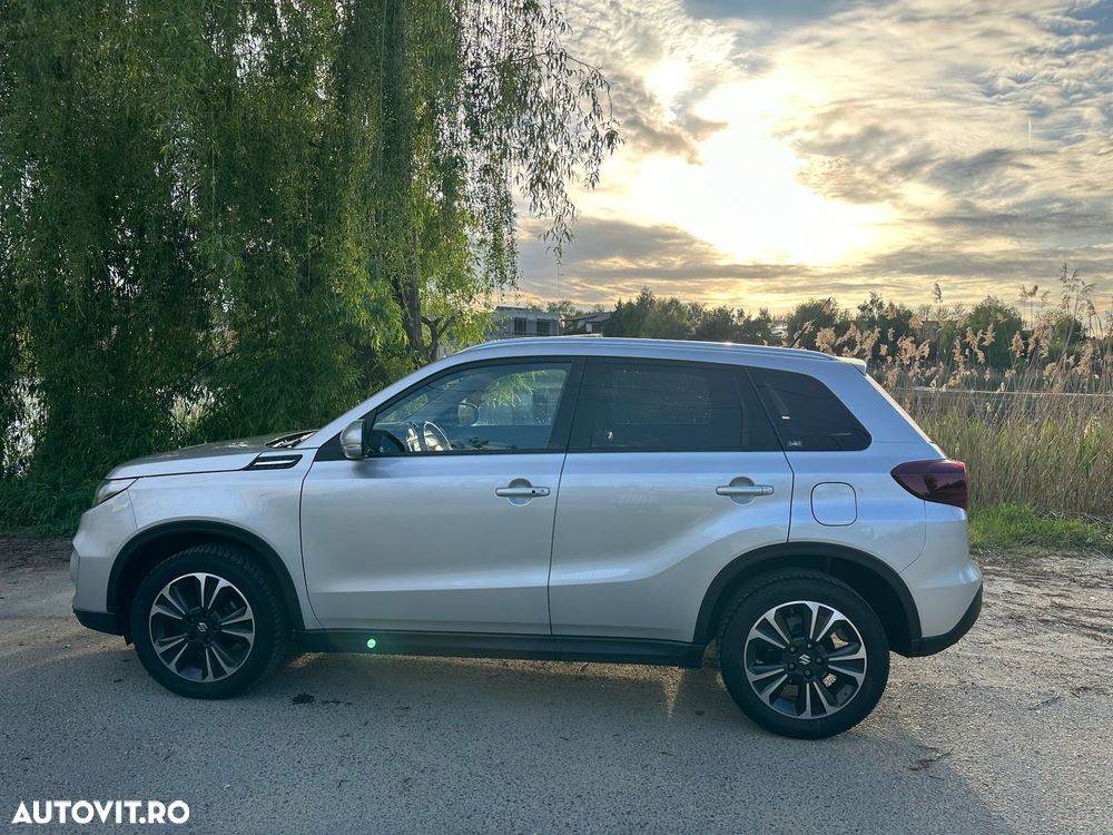 Suzuki Vitara 1.4 Boosterjet AllGrip MHEV Luxus - 5
