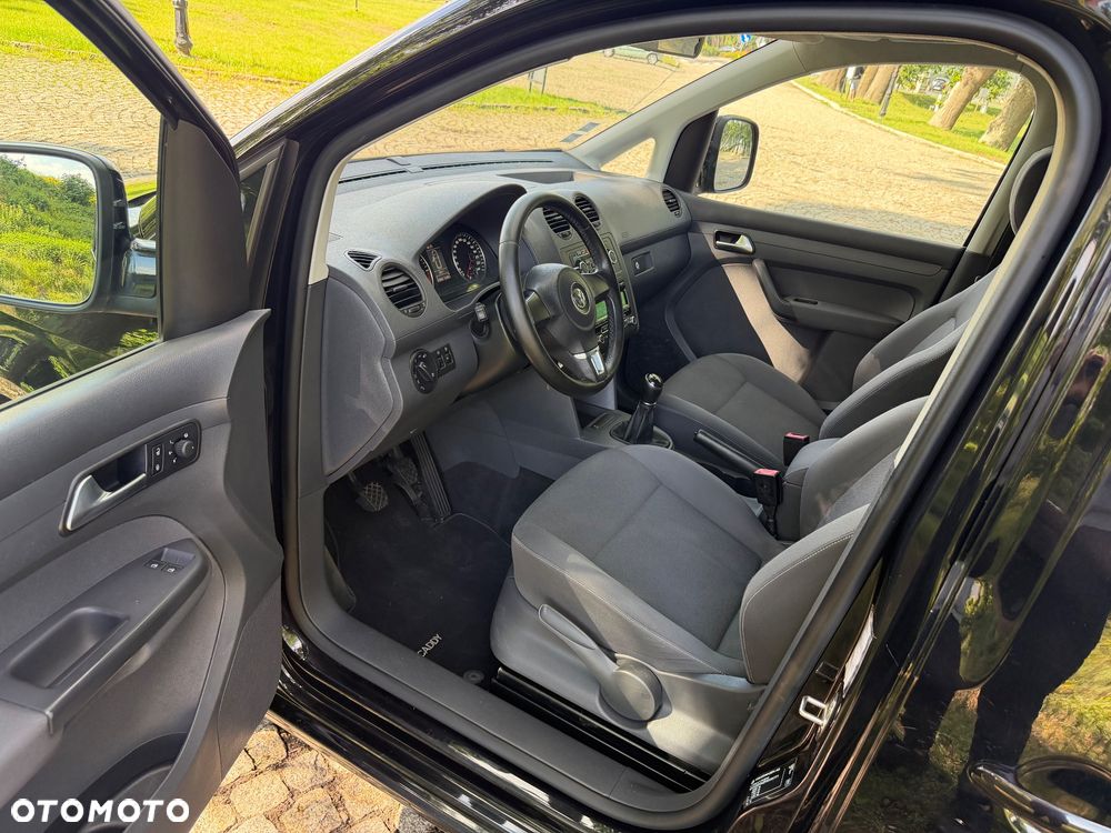 Volkswagen Caddy Maxi Comfortline BMT - 21