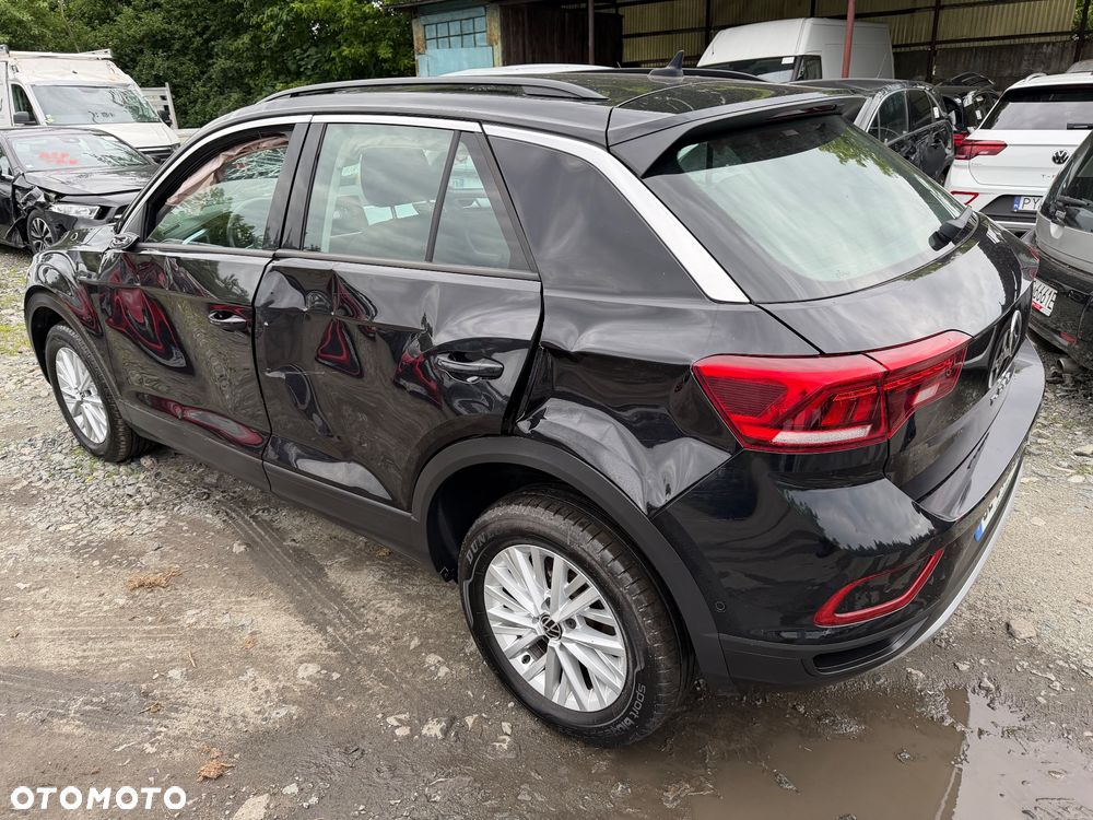 Volkswagen T-Roc - 4