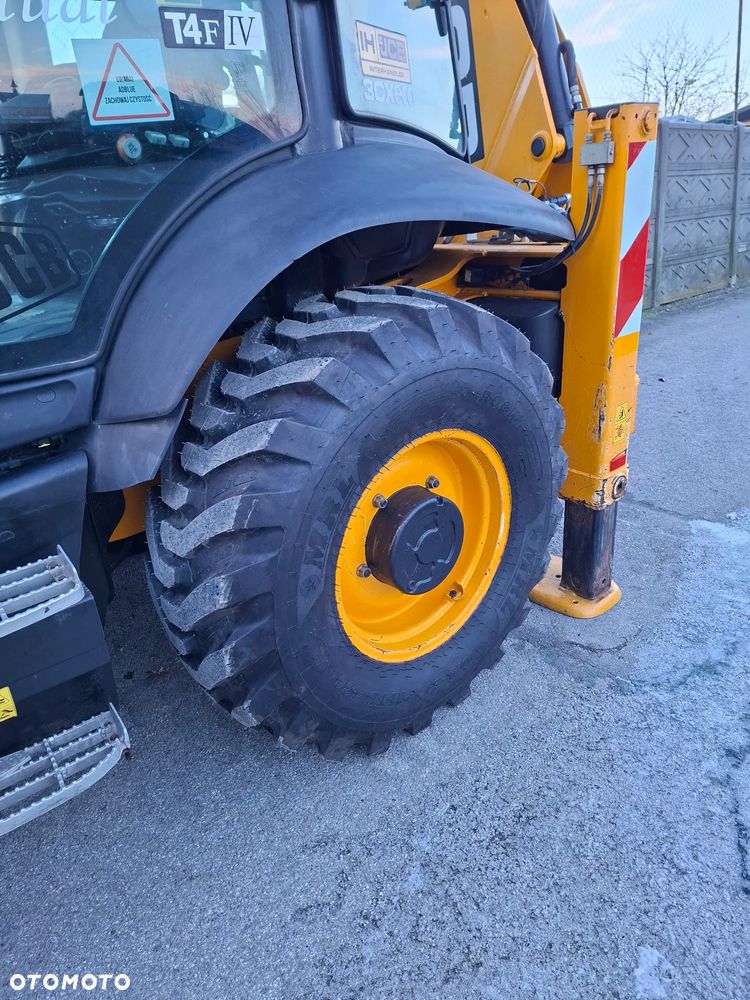 JCB 3 CX - 22