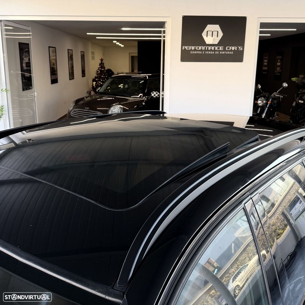 BMW 320 d Pack M - 12