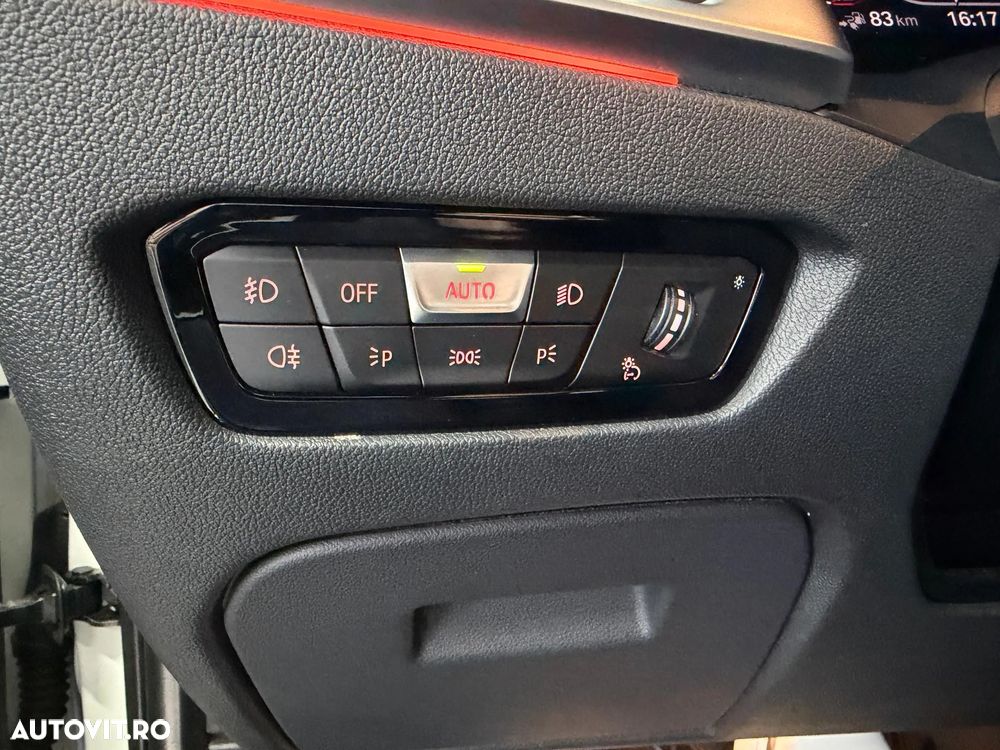 BMW Seria 3 330e AT PHEV - 31