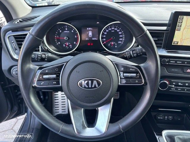 Kia Ceed 1.6 CRDi TX - 26