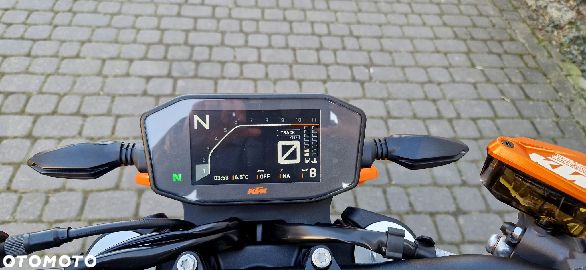 KTM Duke - 11