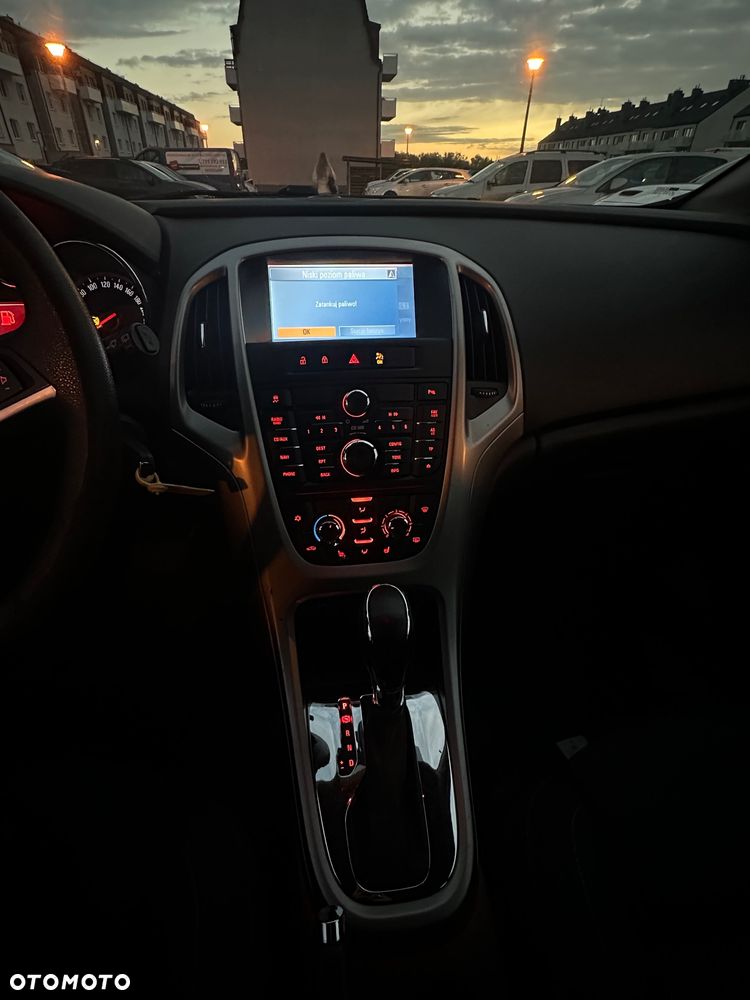 Opel Astra - 9