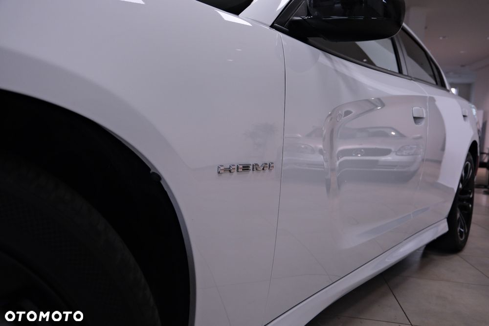 Dodge Charger 5.7 R/T - 21