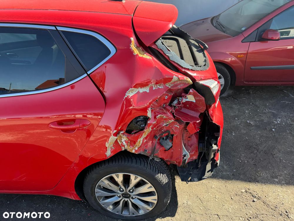 Kia Ceed 1.6 CRDi 136 ISG Vision - 16
