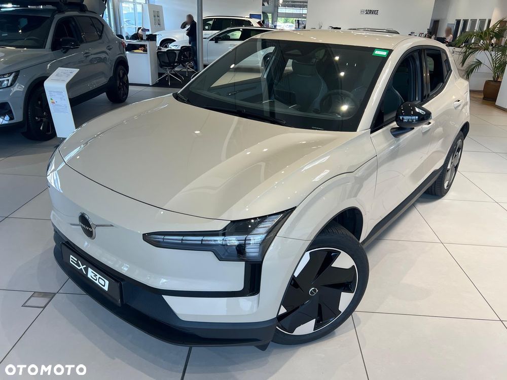 Volvo EX30 69kWh Twin Motor Plus - 10