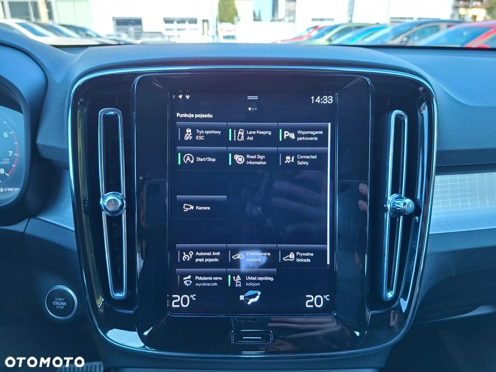 Volvo XC 40 T2 Core - 24