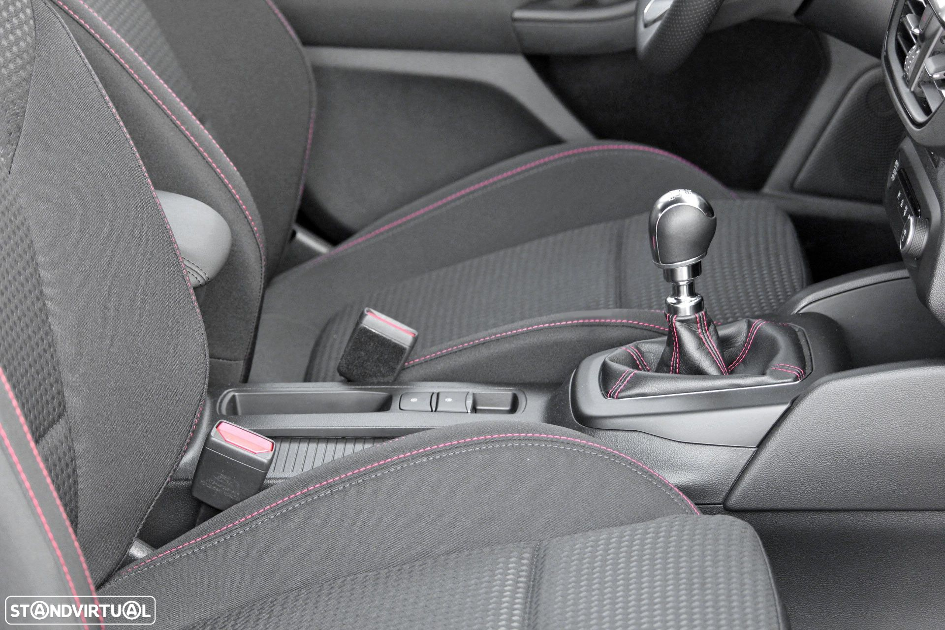 Ford Focus - 14