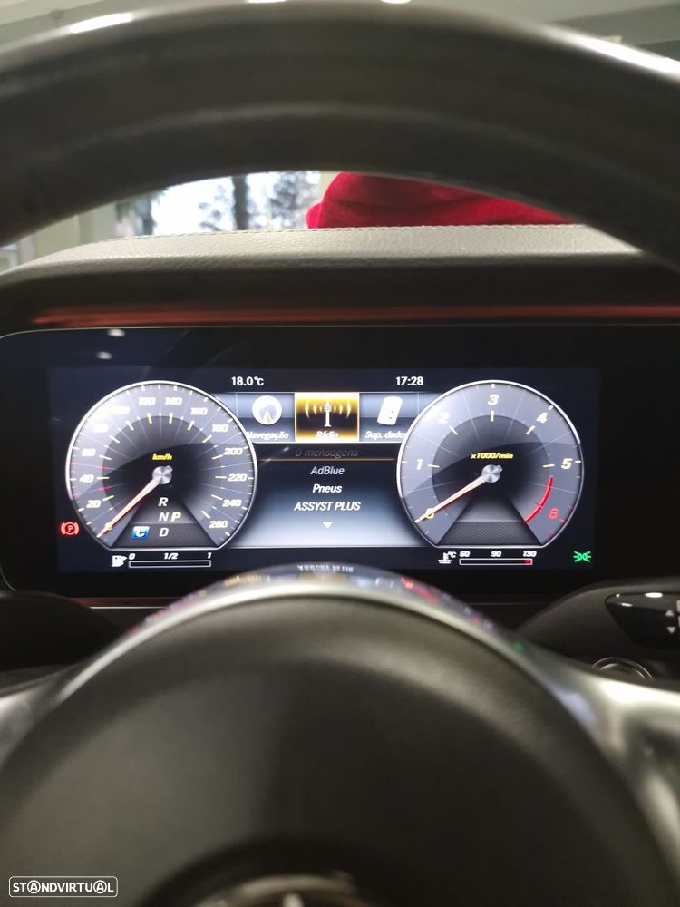 Mercedes-Benz E 300 d AMG Line - 44