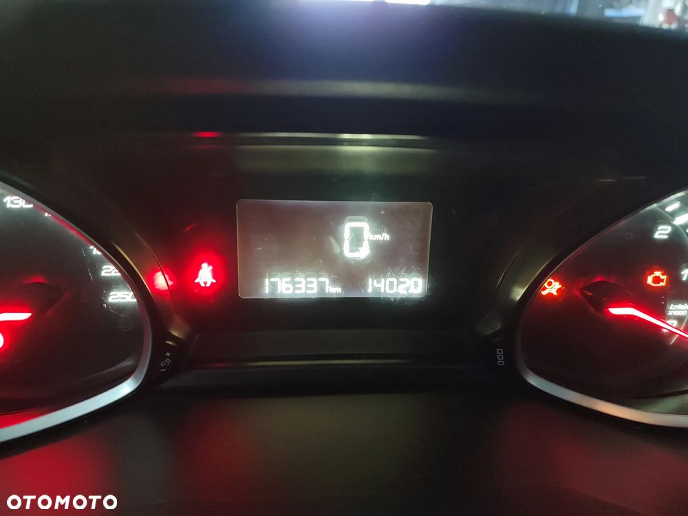 Peugeot 308 1.5 BlueHDi Business Line S&S - 10