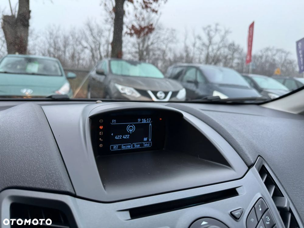 Ford Fiesta 1.25 Titanium - 32