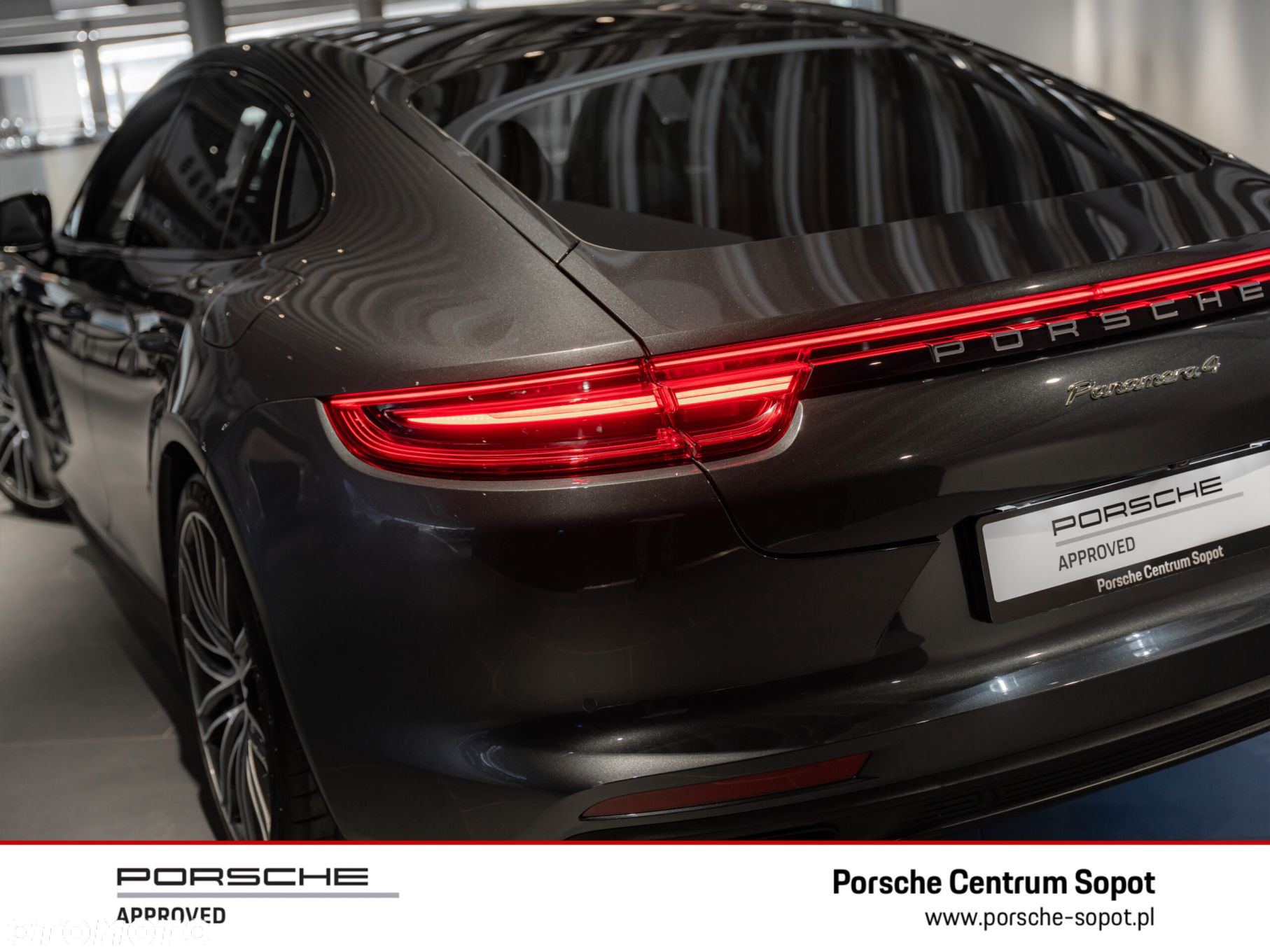 Porsche Panamera - 14
