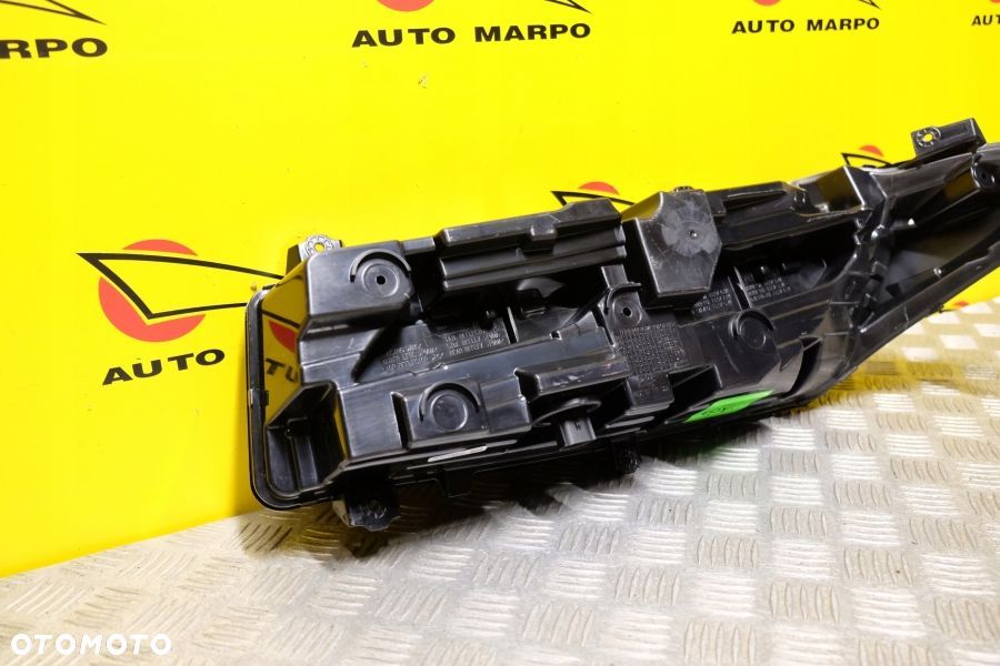 CHEVROLET CORVETTE C8 2019 - LAMPA TYŁ LEWA TYLNA LED USA - 6