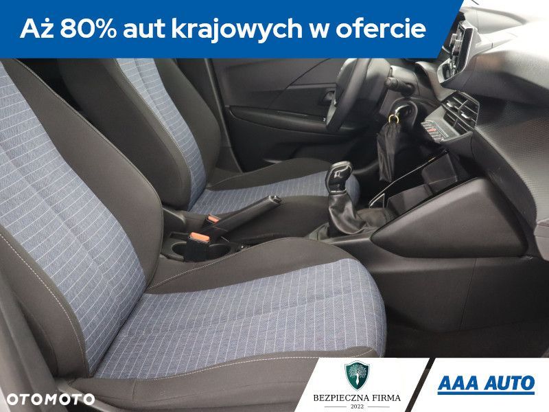 Peugeot 208 - 11