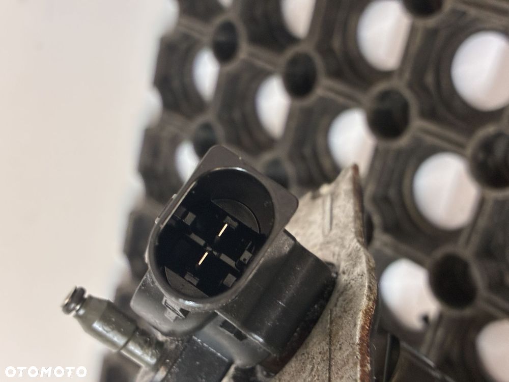 VW AUDI 2.0TDI CBAB 03L130277 WTRYSKIWACZ WTRYSK  1SZT - 4