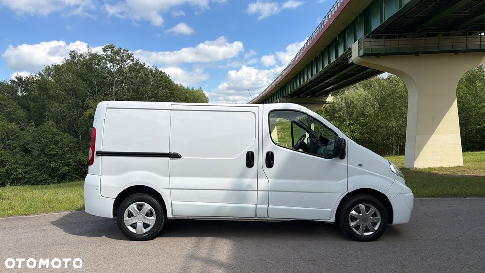 Nissan Primaster - 19