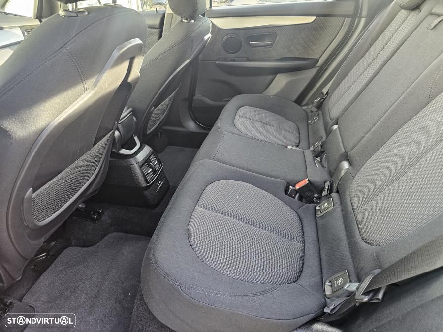 BMW 225xe Active Tourer Advantage - 26