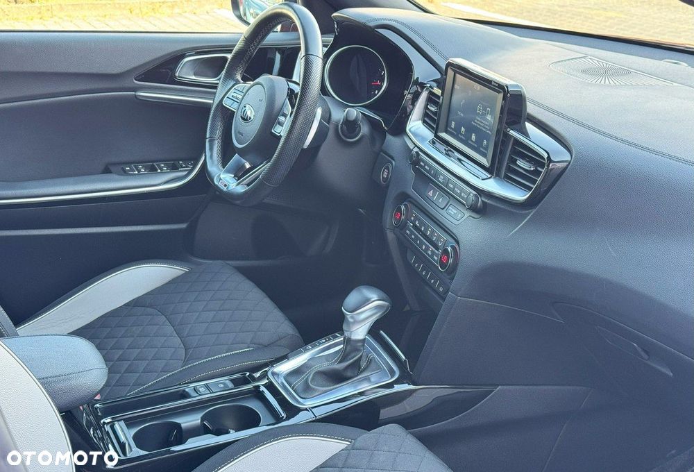 Kia ProCeed 1.4 T-GDI GT Line DCT - 21