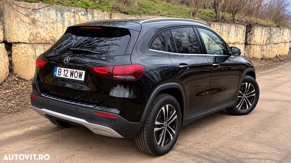 Mercedes-Benz GLA 180 d Aut. - 3