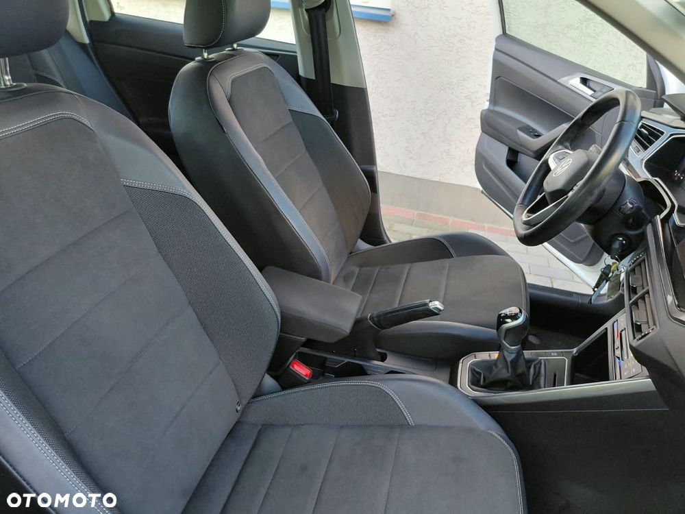 Volkswagen Polo - 17