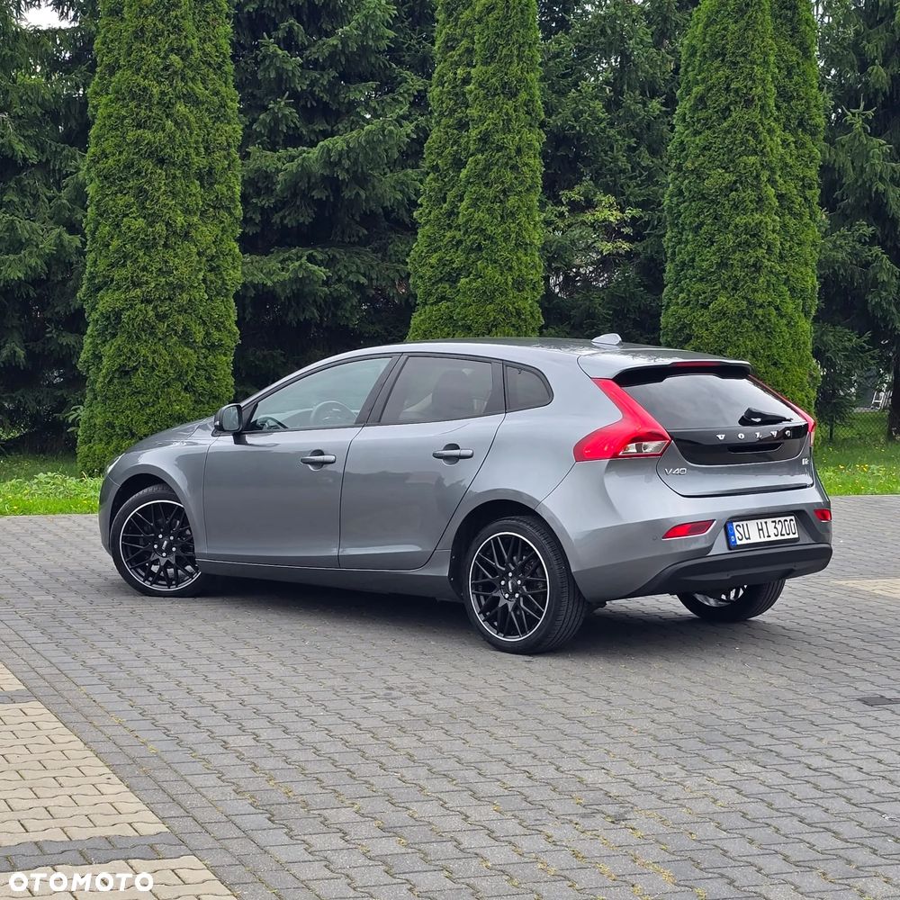 Volvo V40 D2 Drive-E Summum - 11