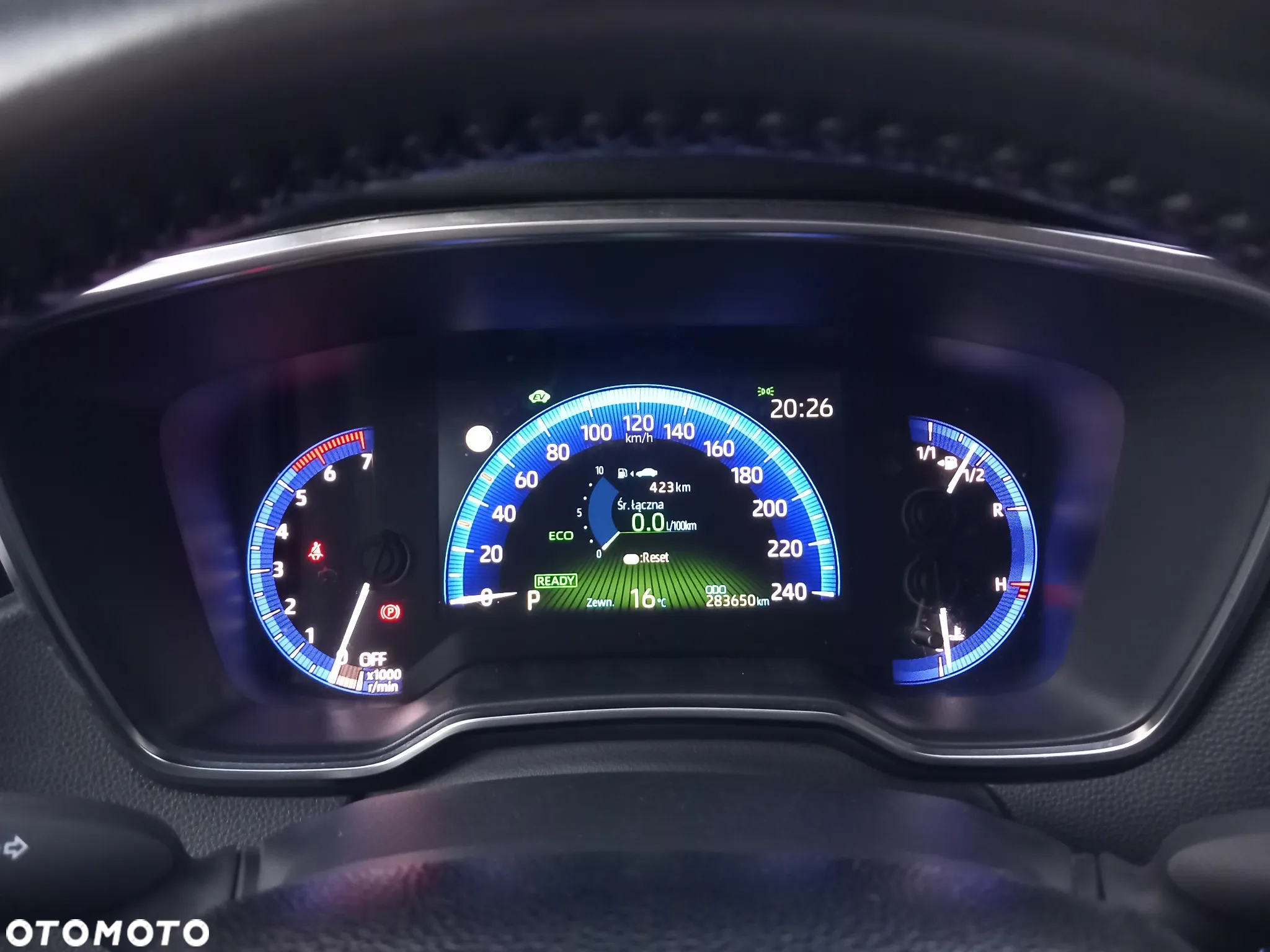 Toyota Corolla 1.8 Hybrid Comfort - 10