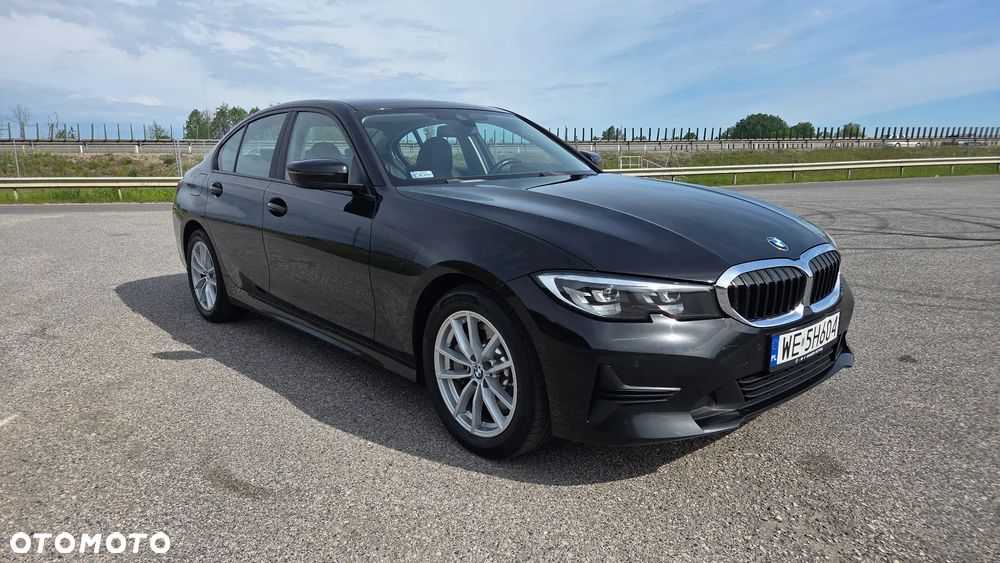 BMW Seria 3 330i - 2