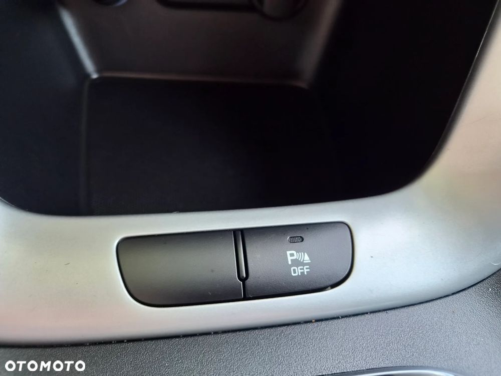 Kia Ceed 1.6 GDI Platinum Edition - 17