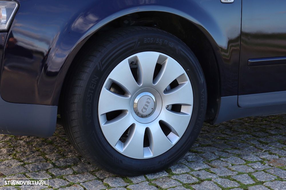 Audi A4 1.9 TDI m6 Sport - 11