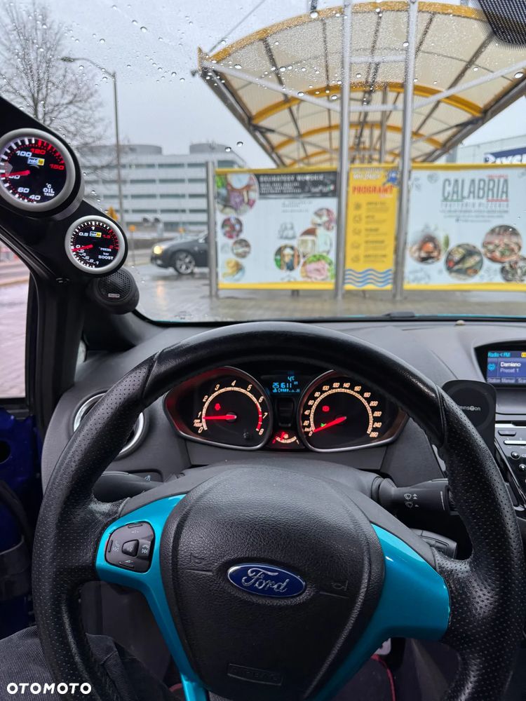Ford Fiesta 1.6 EcoBoost ST - 23
