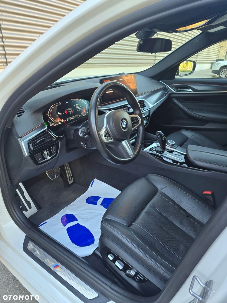 BMW Seria 5 520d xDrive MHEV M Sport sport - 10