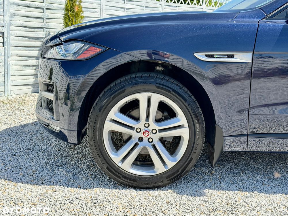 Jaguar F-Pace 25t AWD R-Sport - 23