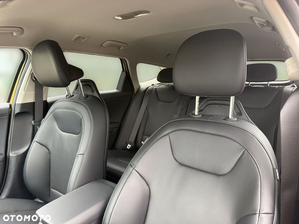 Kia K4 1.6 T-GDI L - 12