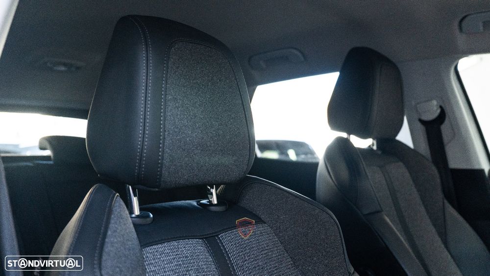 Peugeot 3008 1.5 BlueHDi Allure - 24
