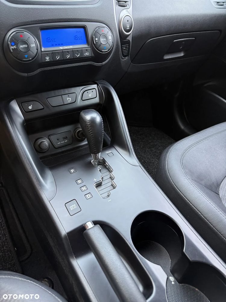 Hyundai ix35 2.0 CRDi 4WD Automatik Premium - 34