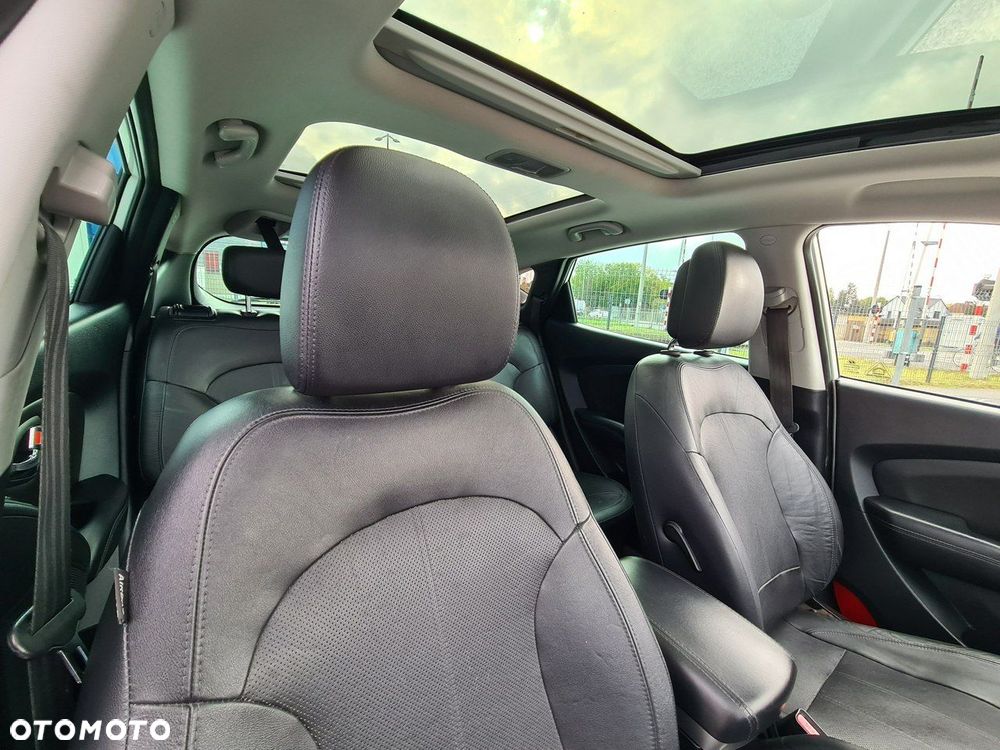 Hyundai ix35 2.0 CRDi 4WD Premium - 26