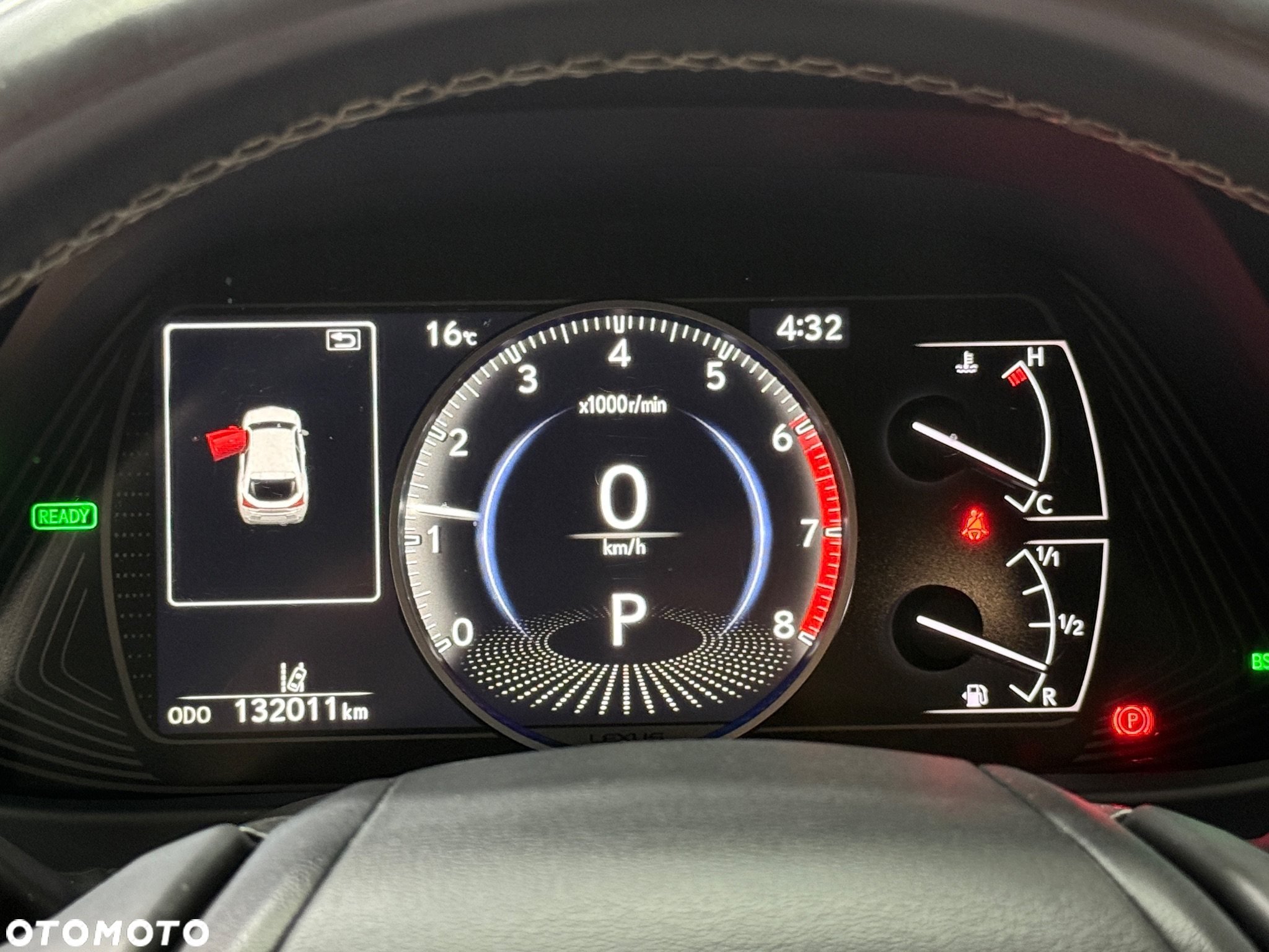 Lexus UX 250h - 21