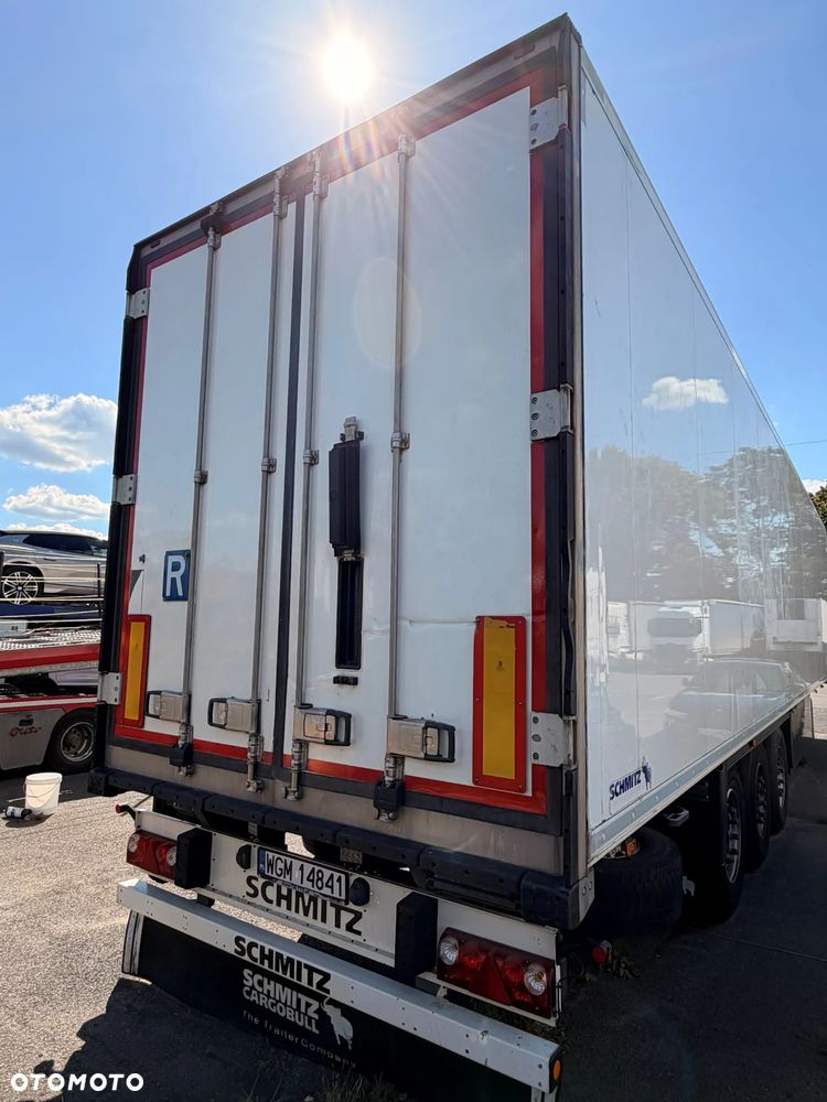 Schmitz Cargobull - 3