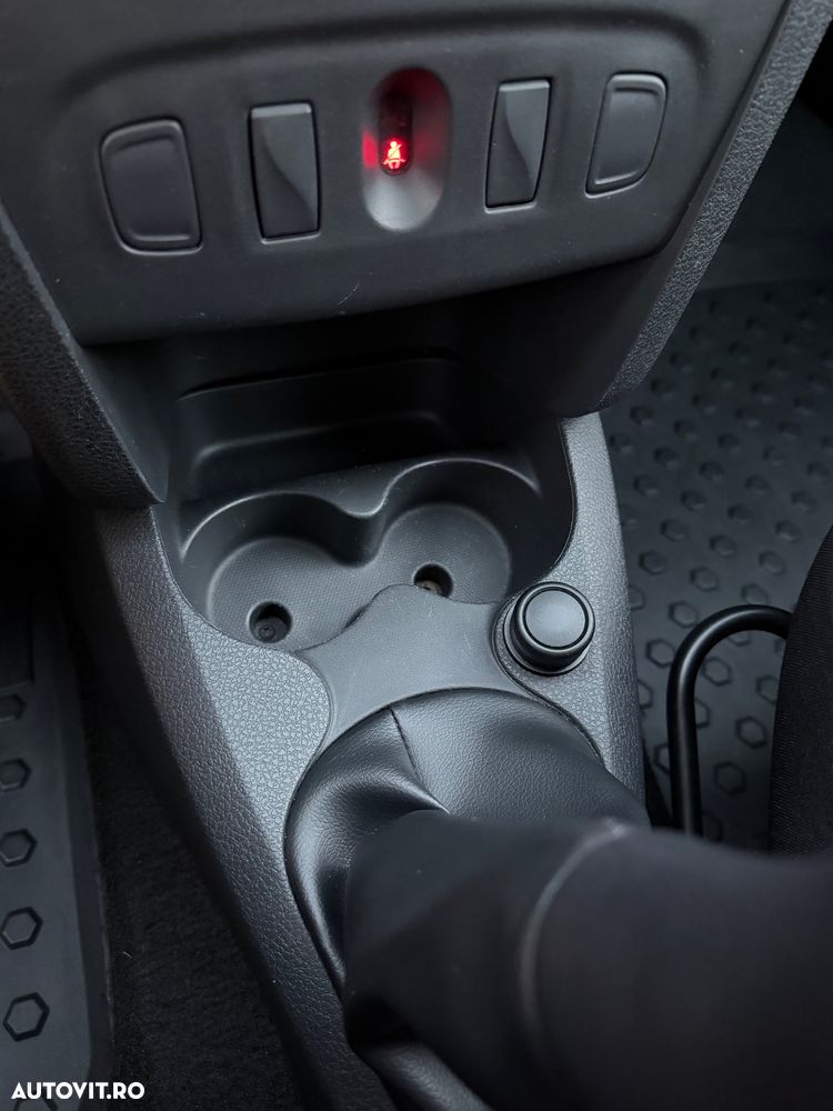 Dacia Logan - 10
