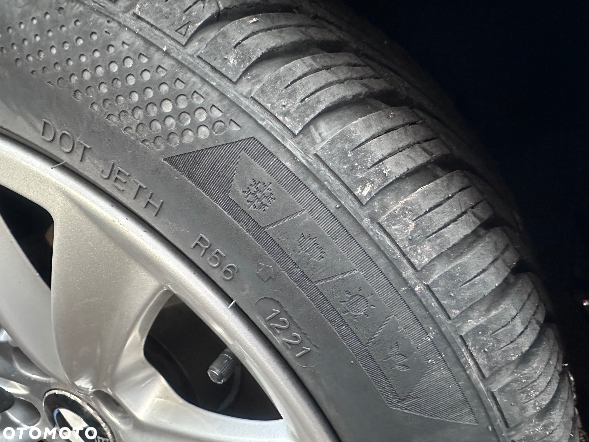 BMW Seria 3 318i - 15