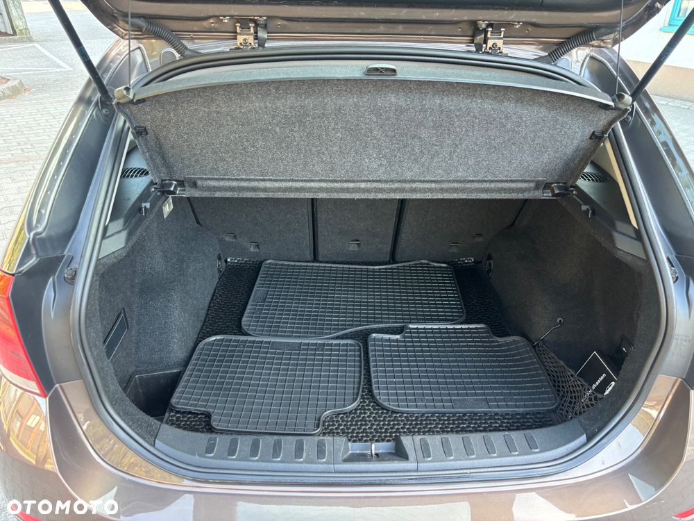 BMW X1 sDrive20i xLine - 10