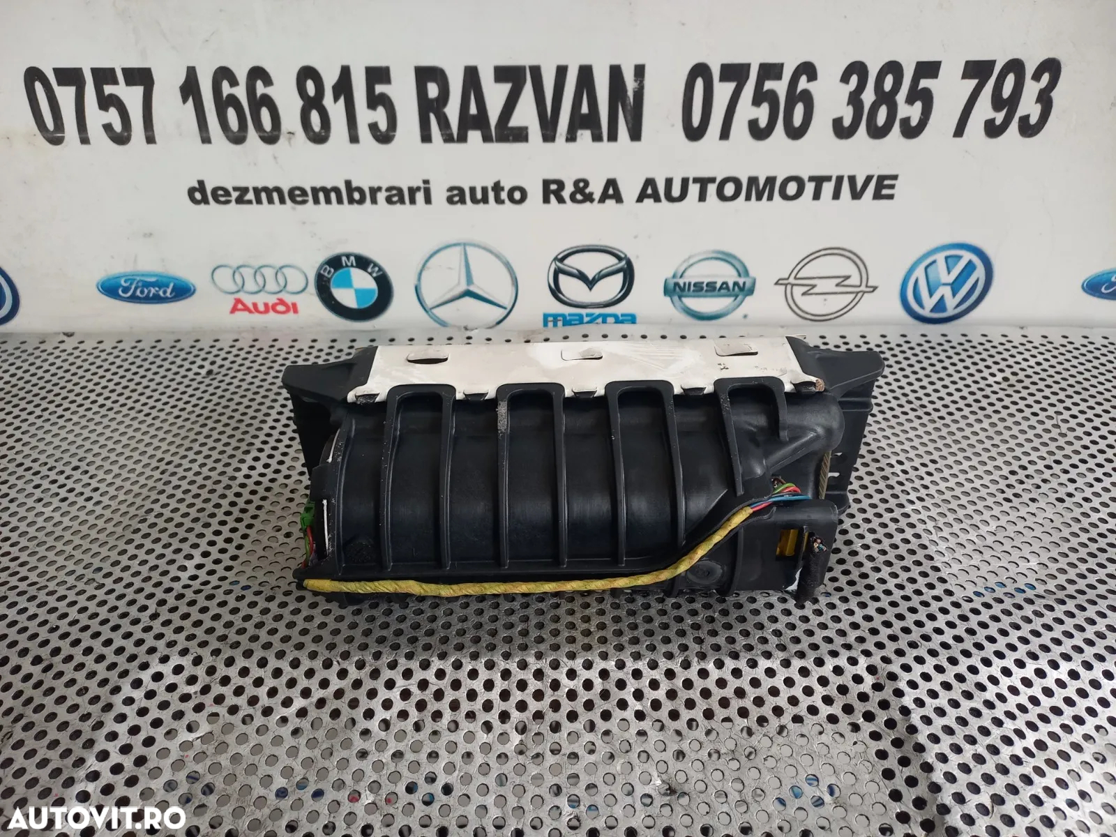 Airbag Pasager Audi Q7 4L An 2006-2007-2008-2009-2010-2011-2012-2013-2014-2015 - Dezmembrari Arad - 6